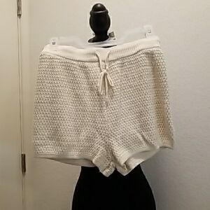 Women's Cream Knit Shorts